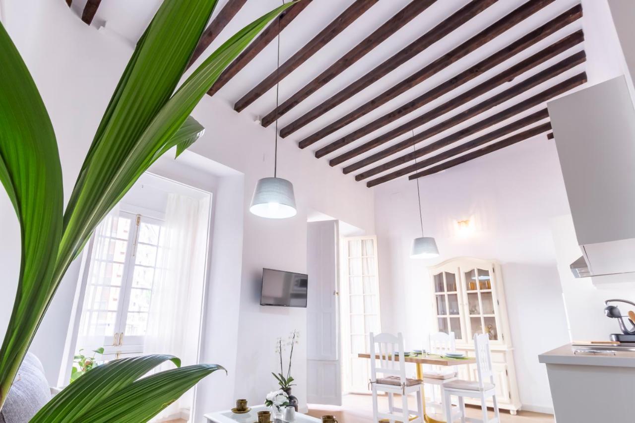 Apartamento Buganvilla Málaga Buitenkant foto